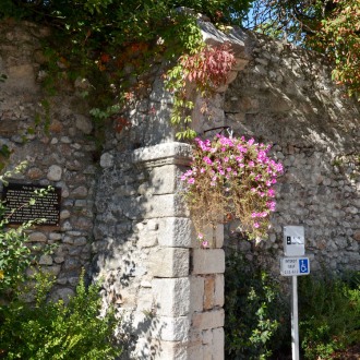 La porte de l'Esplanade