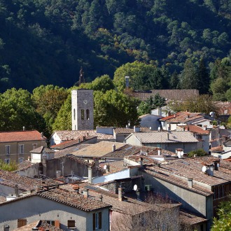 La tour de l'horloge vue du cimetière